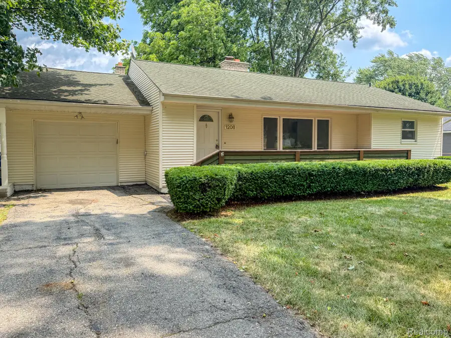 1208 Genella Street, Waterford, MI 48328 - #2