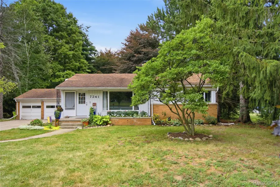 7241 Miller Road, Swartz Creek, MI 48473 - #3