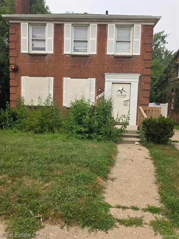 8728 W 7 Mile Road, Detroit, MI 48221