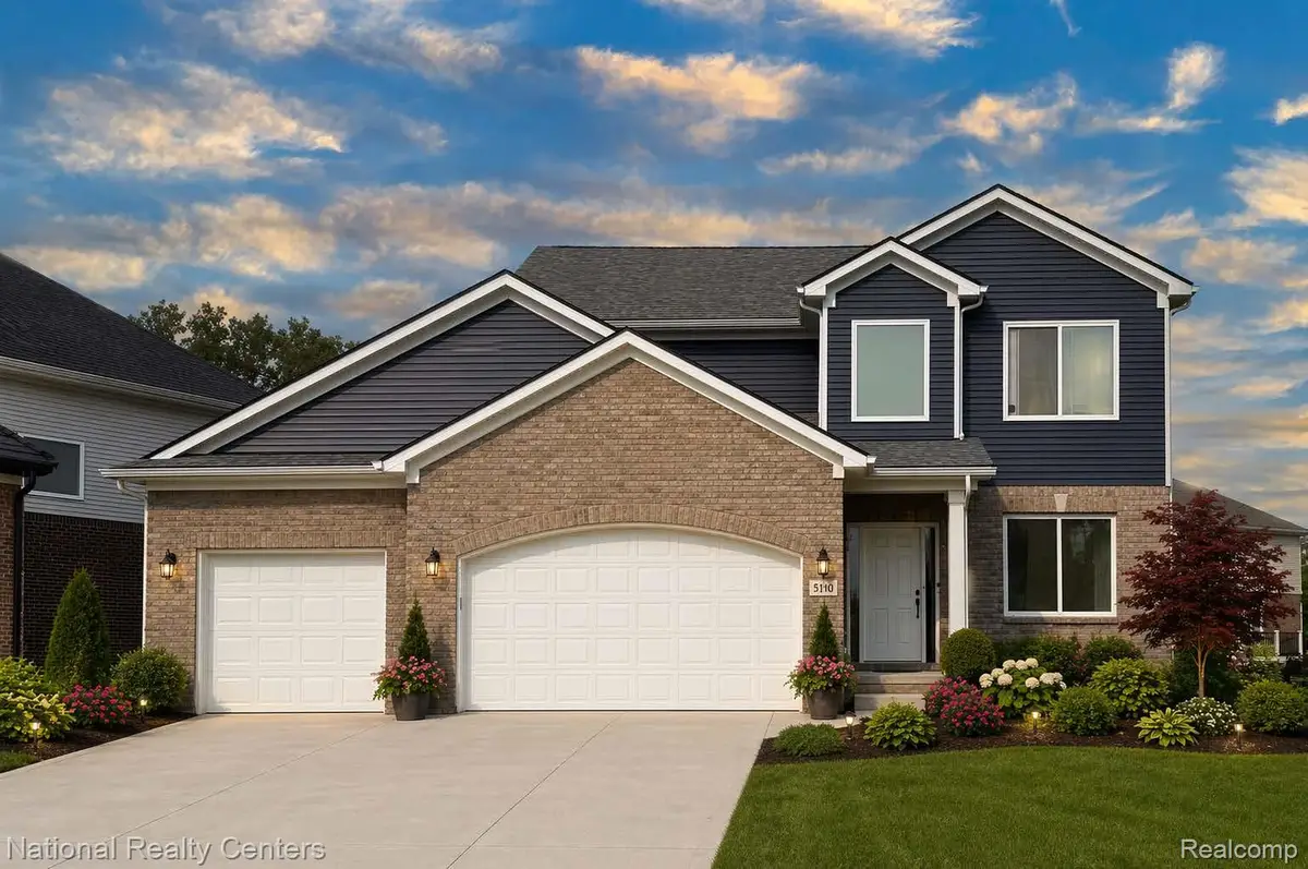 53249 Woodland Meadows, Chesterfield, MI 48047 - #1