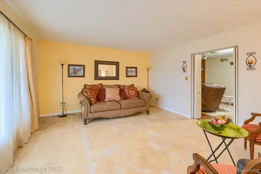 1401 Eldorado Drive, Flint, MI 48504 - #3