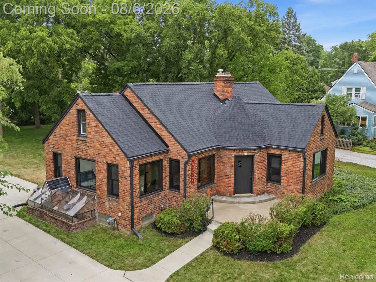 6177 Livernois Road, Troy, MI 48098 - #1