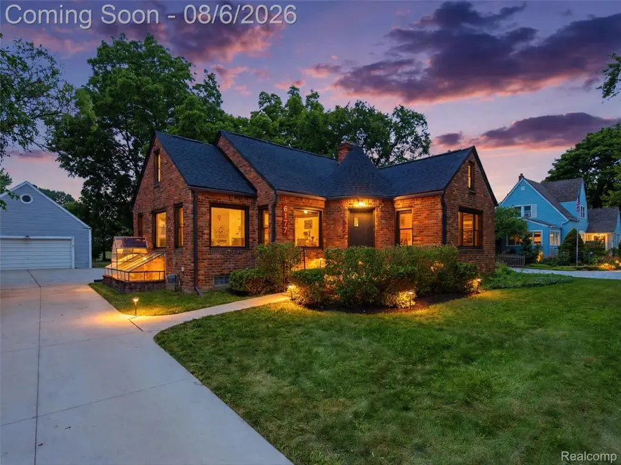 6177 Livernois Road, Troy, MI 48098 - #2