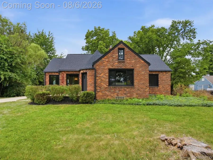 6177 Livernois Road, Troy, MI 48098 - #3