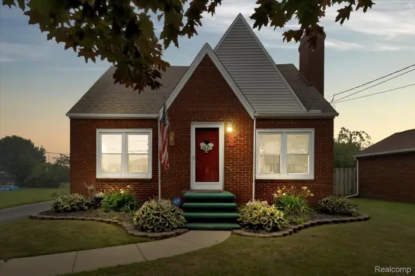 5947 Edgewood Boulevard, Monroe, MI 48161