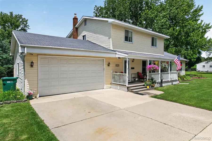 310 Browning Drive, Howell, MI 48843 - #2