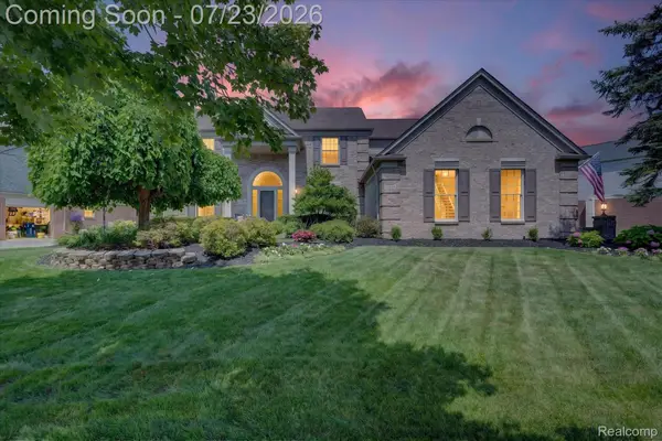 2130 Stonebridge Way, Canton, MI 48188