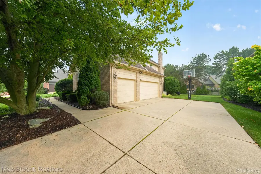 1822 Lexington Drive, Troy, MI 48084 - #3