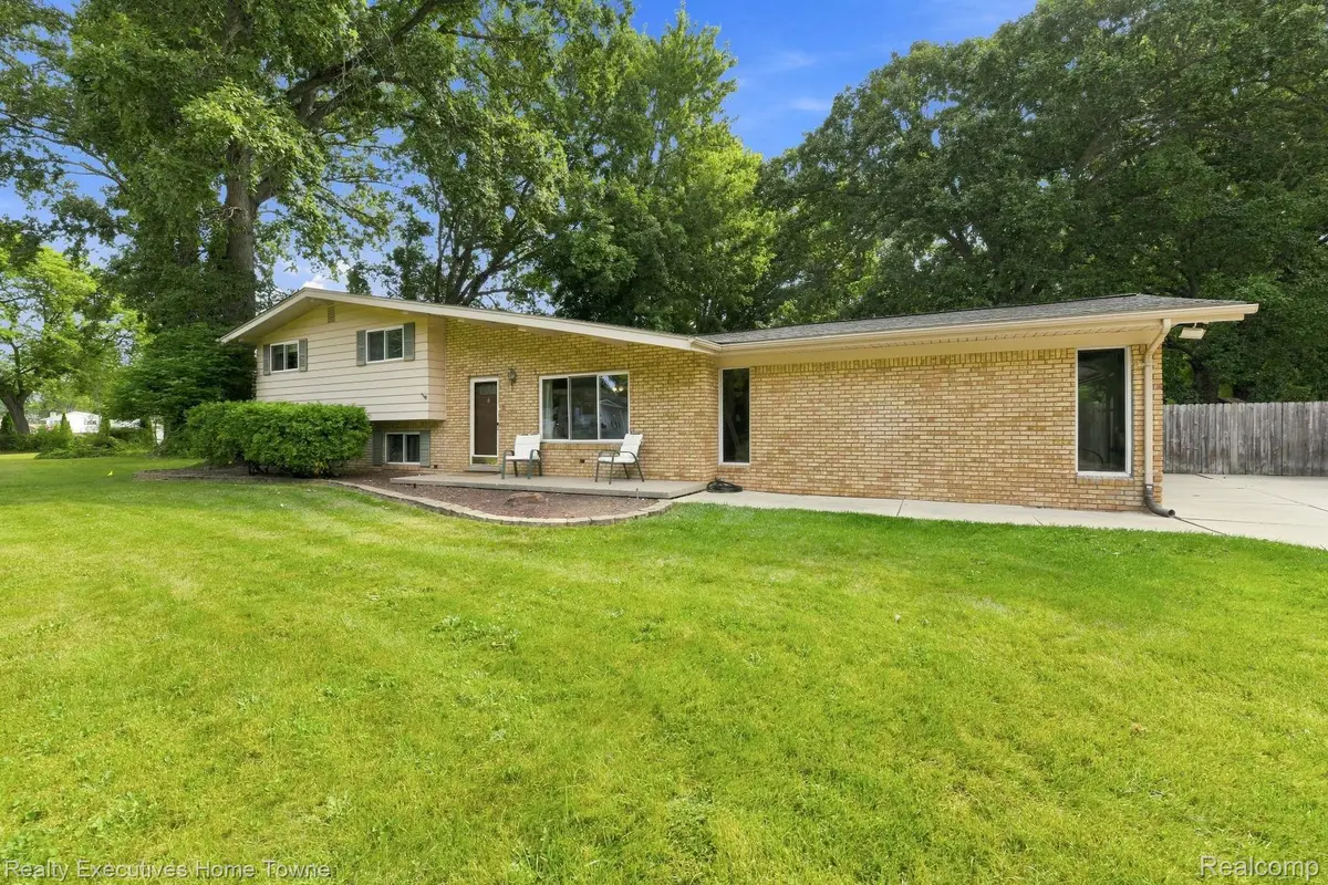 46500 Cypress Street, Utica, MI 48315 - #1