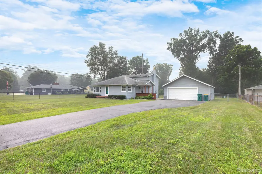 37483 Barth Street, Romulus, MI 48174 - #2