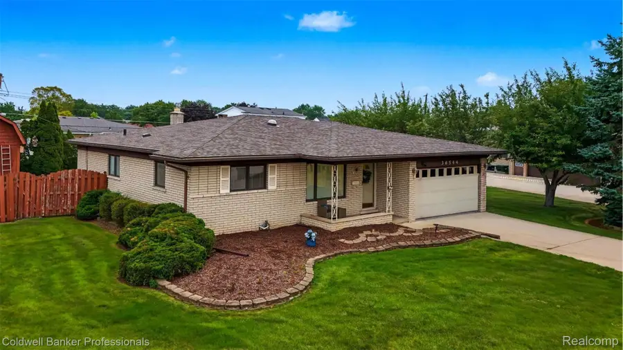36544 Thomas Drive, Sterling Heights, MI 48312 - #3