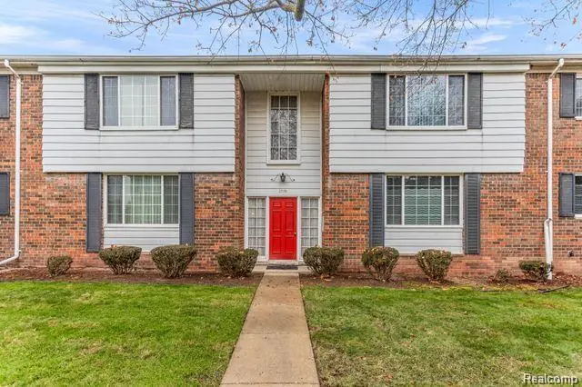 25316 Shiawassee Circle #104, Southfield, MI 48033 - #1
