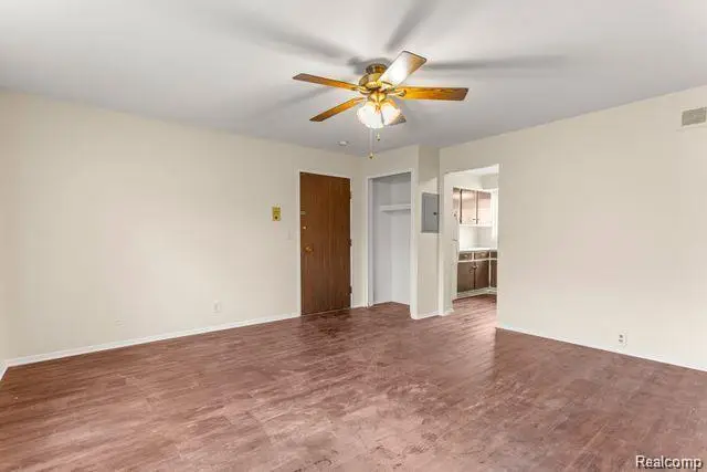 25316 Shiawassee Circle #104, Southfield, MI 48033 - #3