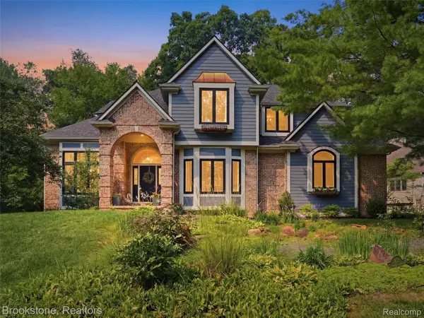 10218 Creekwood Trail, Davisburg, MI 48350