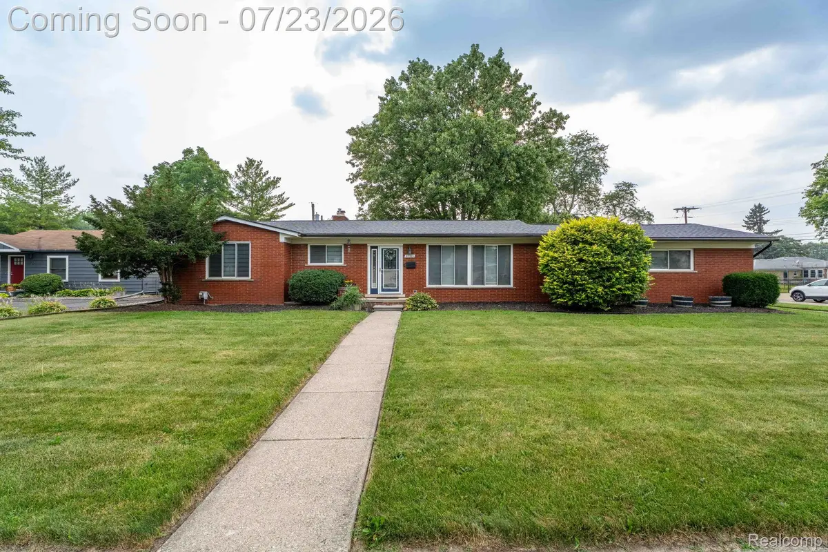27381 Gail Drive, Warren, MI 48093 - #1