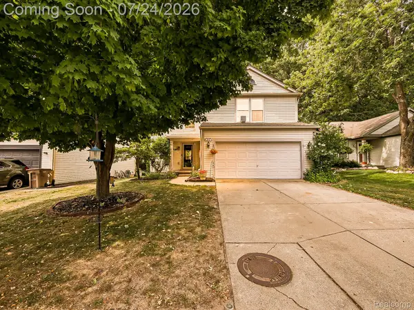1643 Prairie Drive, Pontiac, MI 48340