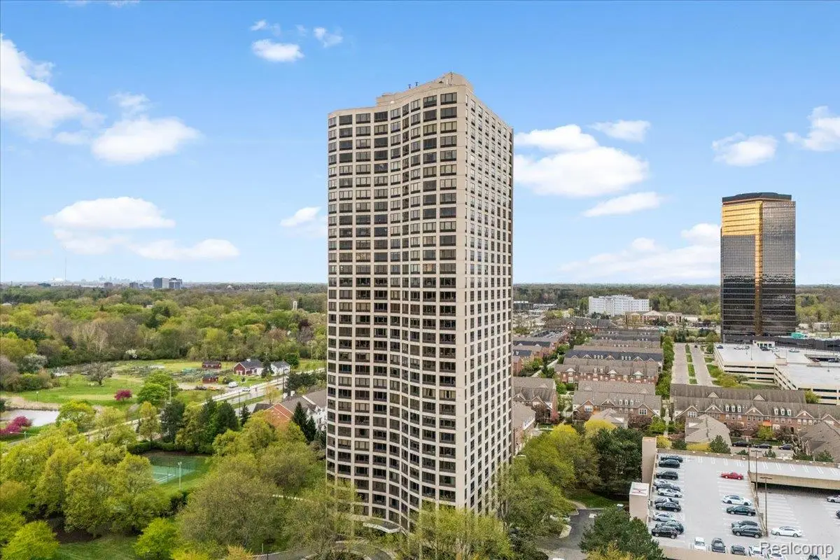 5000 Town Center #3303-3304, Southfield, MI 48075 - #1