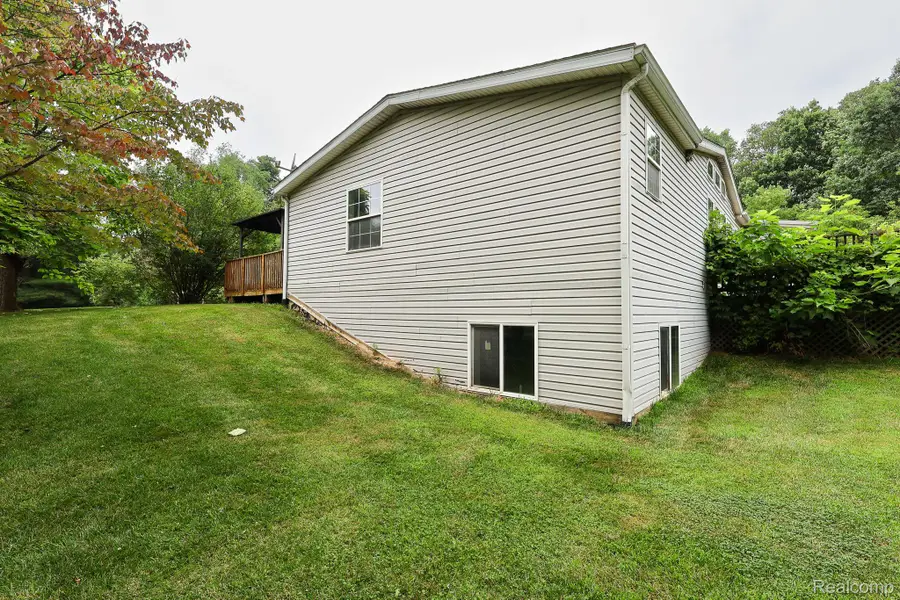 9386 Henderson Road, Otisville, MI 48463 - #2