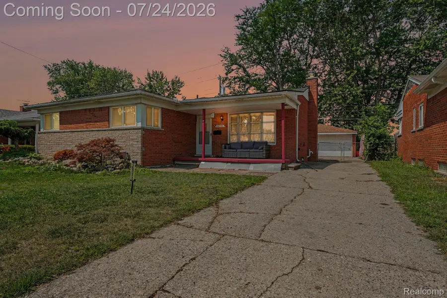 26751 Newport Avenue, Warren, MI 48089 - #2