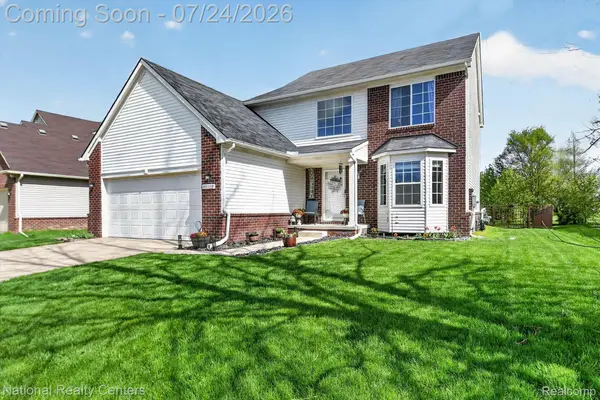 33512 Sand Piper Drive, Romulus, MI 48174