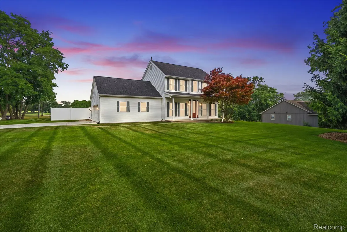 1192 N Bridge Street, Linden, MI 48451 - #1