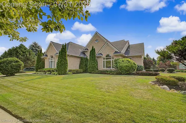 48541 Inveraray Road, Canton, MI 48188