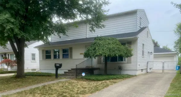 4518 Woodland Ave Avenue, RoyalOak, MI 48073
