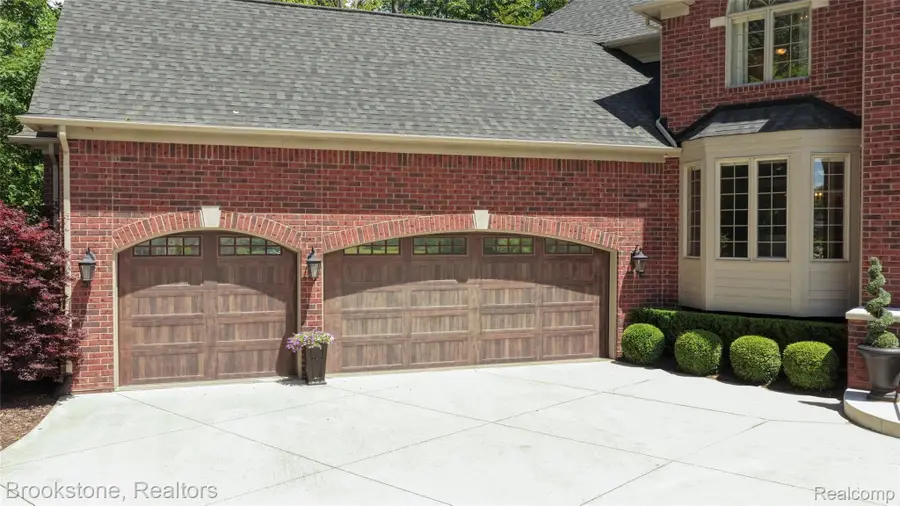 55630 Buckthorn Drive, Utica, MI 48316 - #3