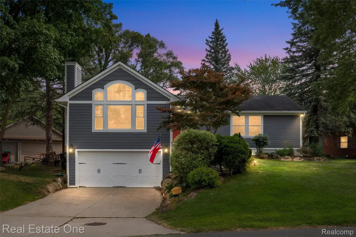 1045 Clara Street, Commerce, MI 48390 - #1