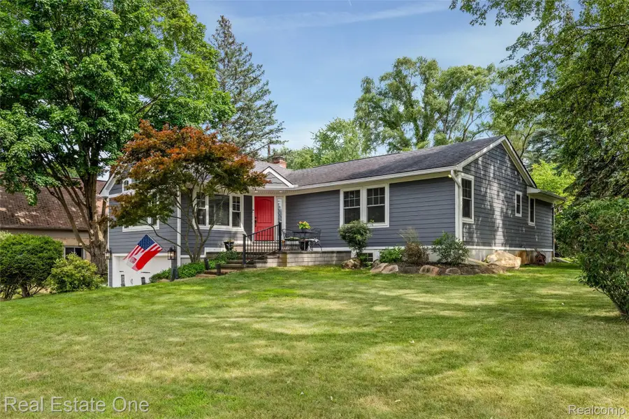 1045 Clara Street, Commerce, MI 48390 - #3