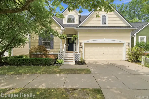 43144 Emerson Way, Novi, MI 48377