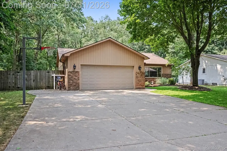 3135 Jennella Drive, Commerce, MI 48390 - #2