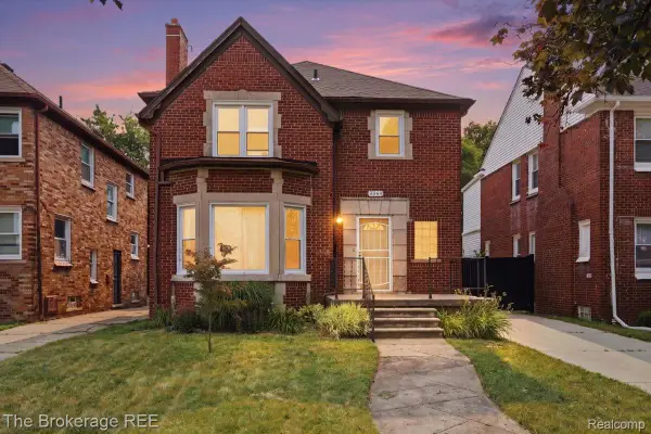 17564 Ohio Street, Detroit, MI 48221