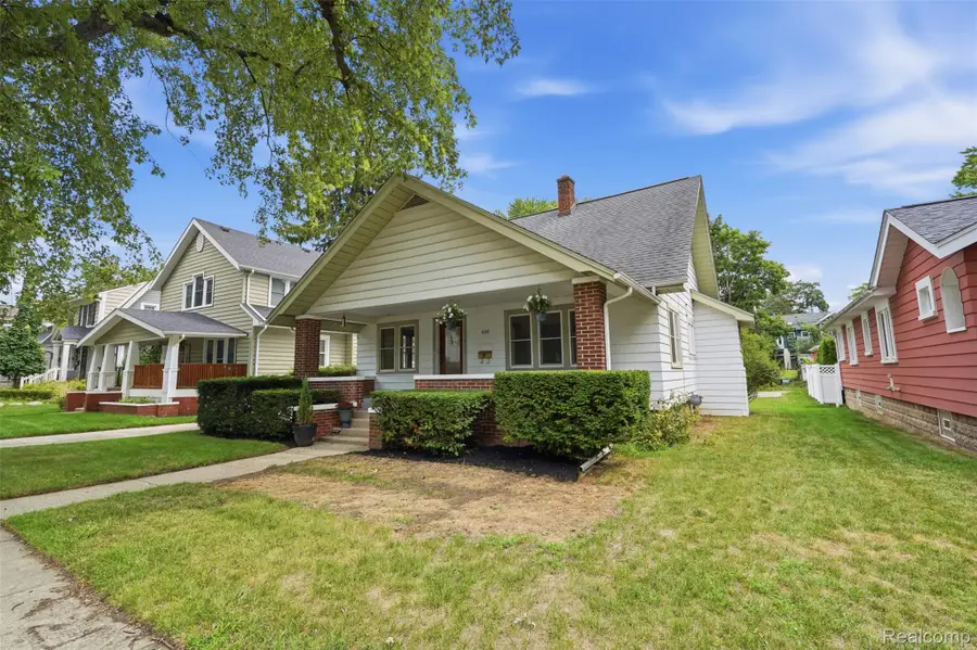 406 Wesley Street, Rochester, MI 48307 - #2