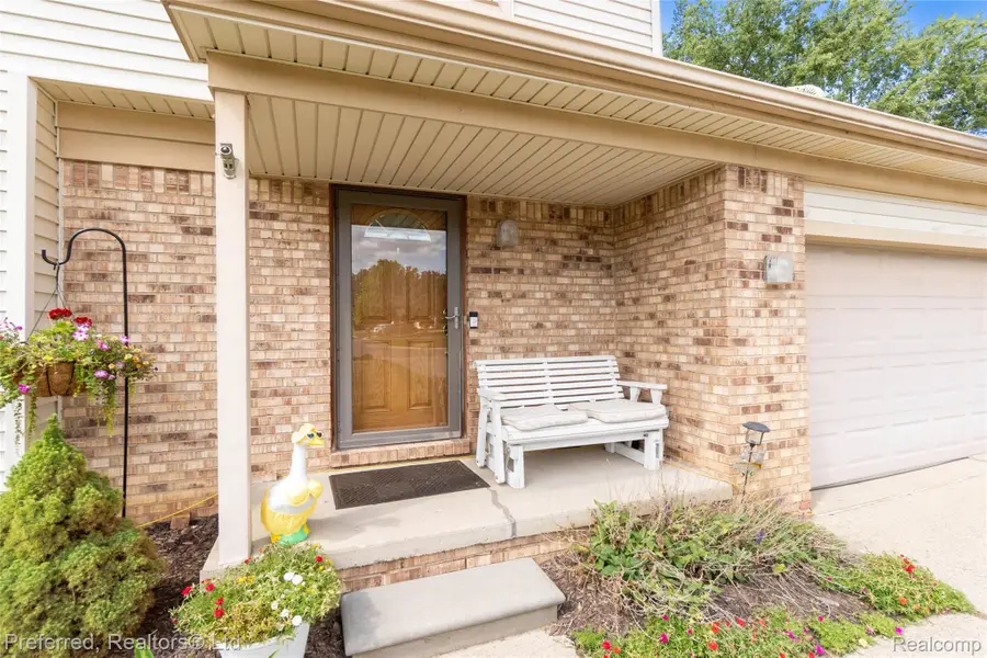 1655 North Drive, Walled Lake, MI 48390 - #3