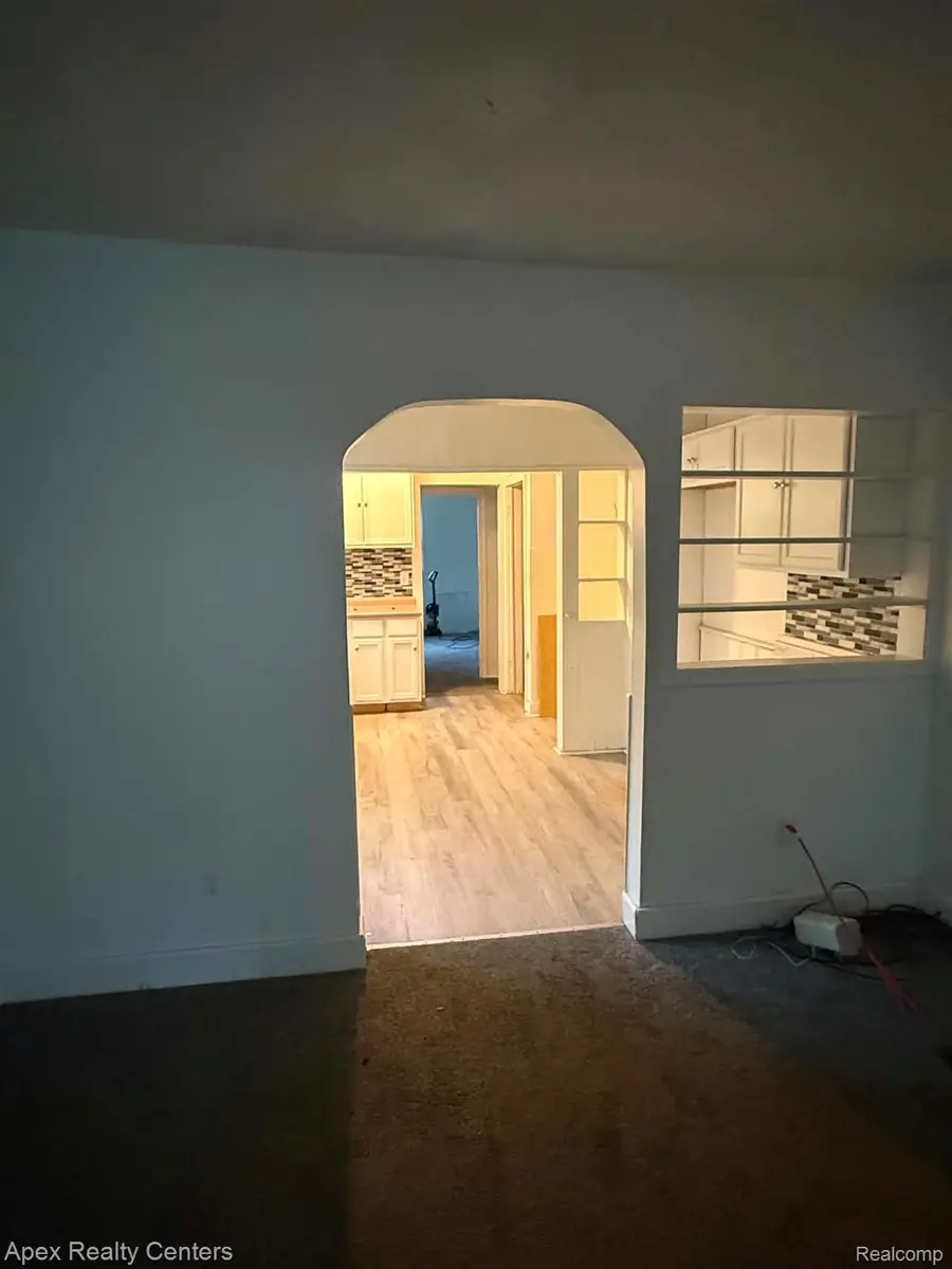 6063 Auburn Street, Detroit, MI 48228 - #3
