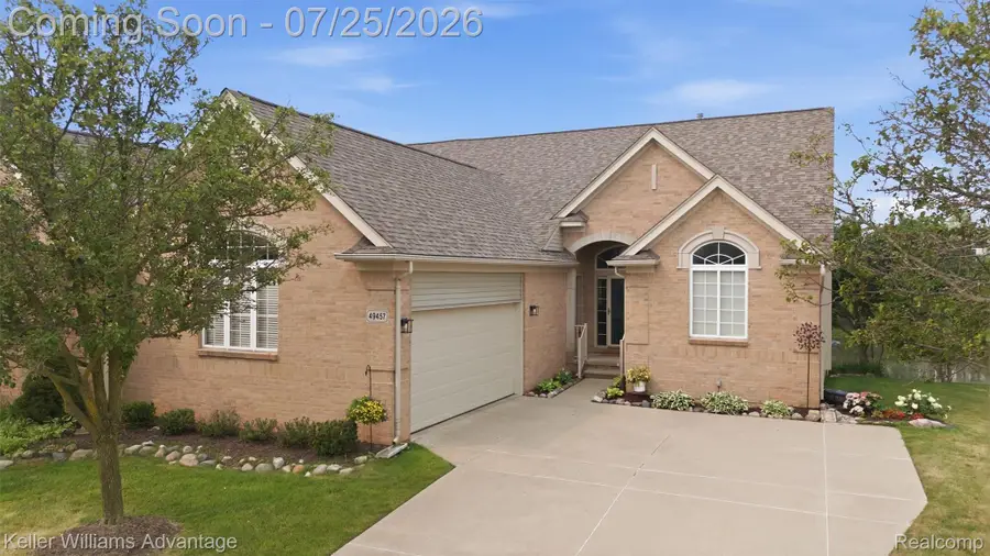 49457 N Glacier, Northville, MI 48168 - #2