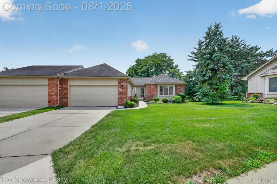 37061 Sandalwood, Farmington Hills, MI 48331 - #3
