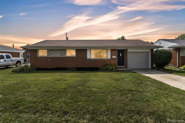 40311 Colony Drive, SterlingHeights, MI 48313