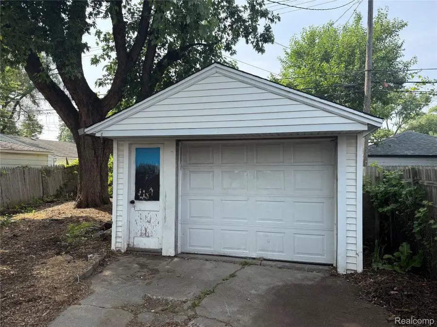 11290 Hudson Avenue, Warren, MI 48089 - #2