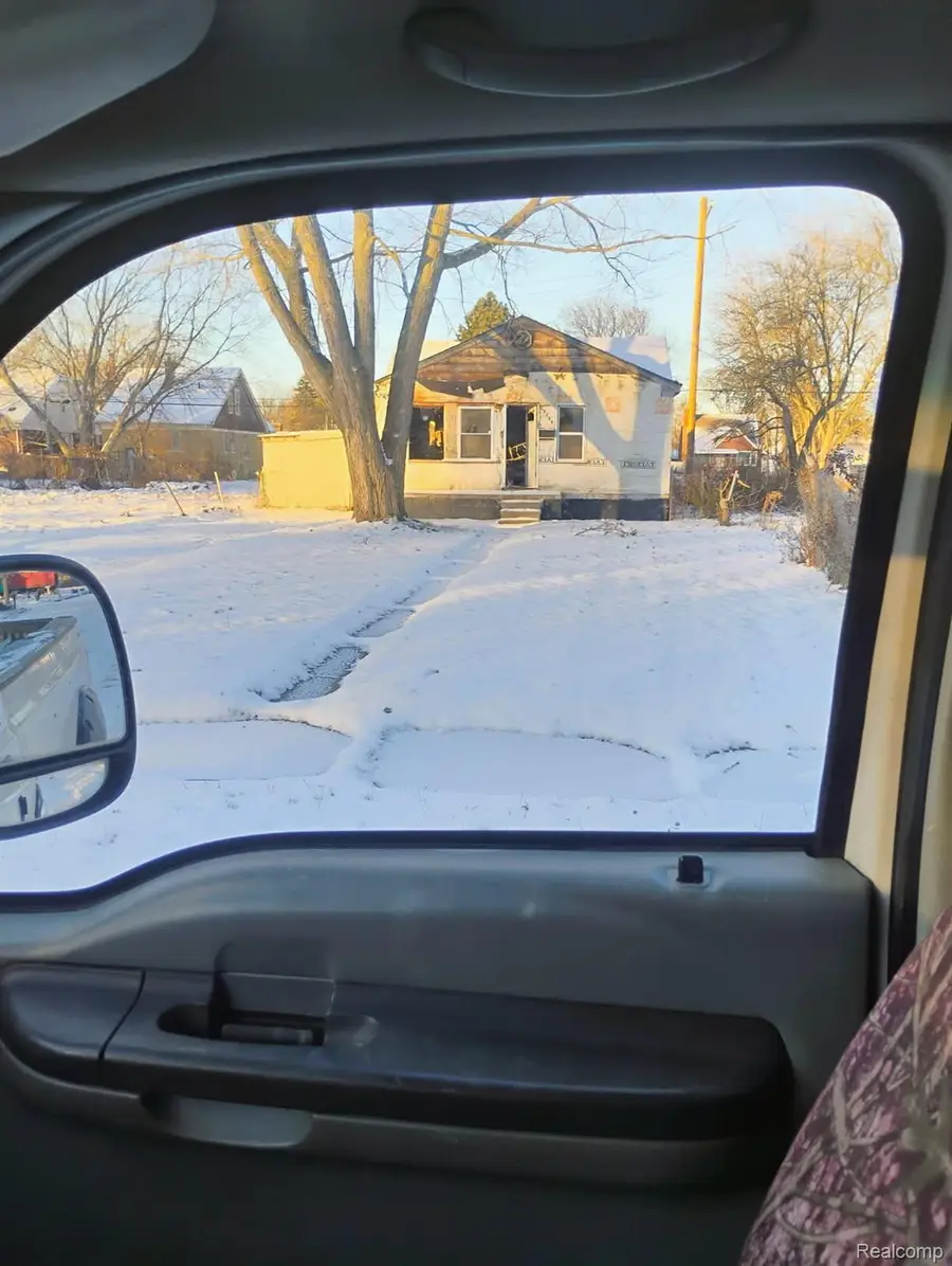 17199 Hamburg Street, Detroit, MI 48205 - #2