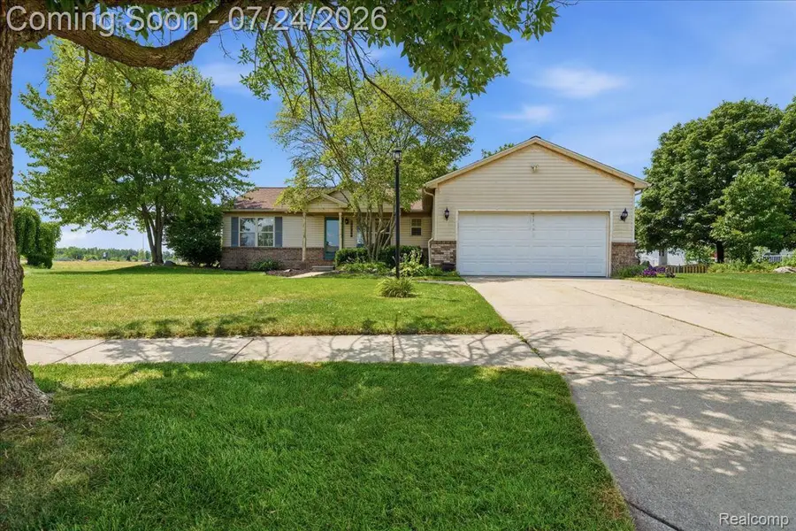 21700 Brookside South Drive, Macomb, MI 48044 - #2