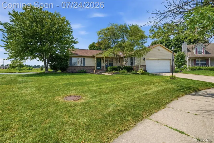 21700 Brookside South Drive, Macomb, MI 48044 - #3