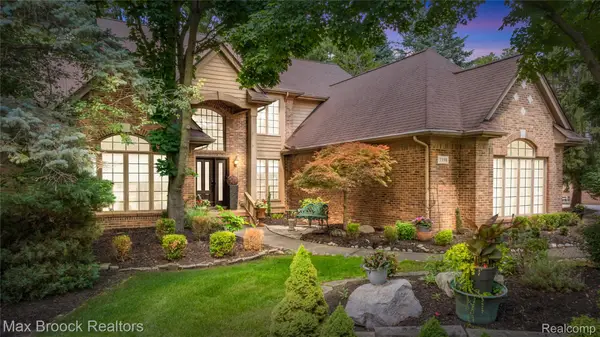 7398 Autumn Hill Drive, WestBloomfield, MI 48323