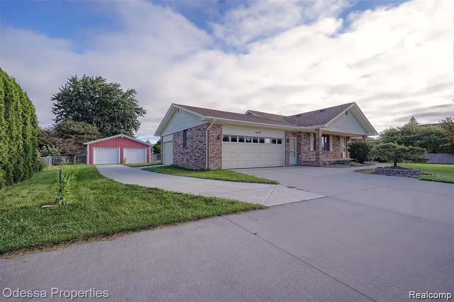 16185 24 Mile Road, Macomb, MI 48042 - #2