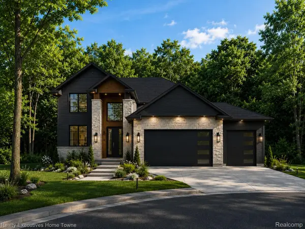 3183 Black Heath, PortHuron, MI 48060