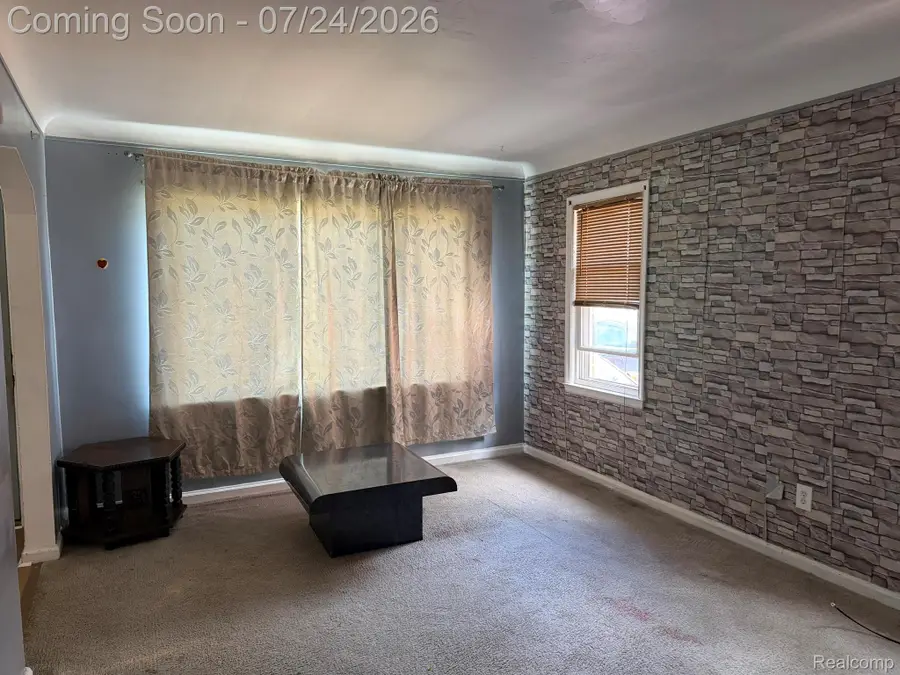 7296 Memorial Street, Detroit, MI 48228 - #3