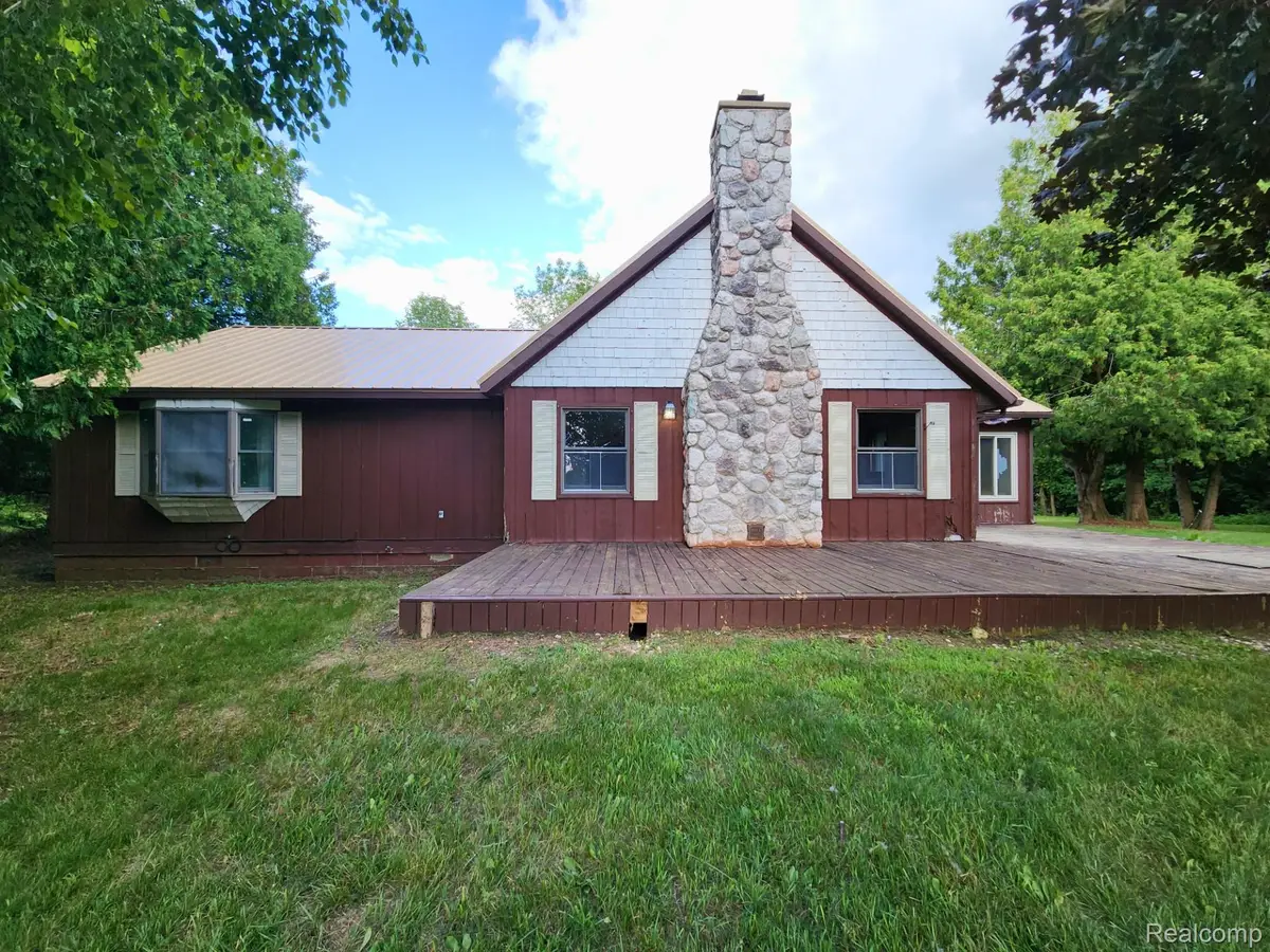 5665 White Creek Road, Marlette, MI 48453 - #1