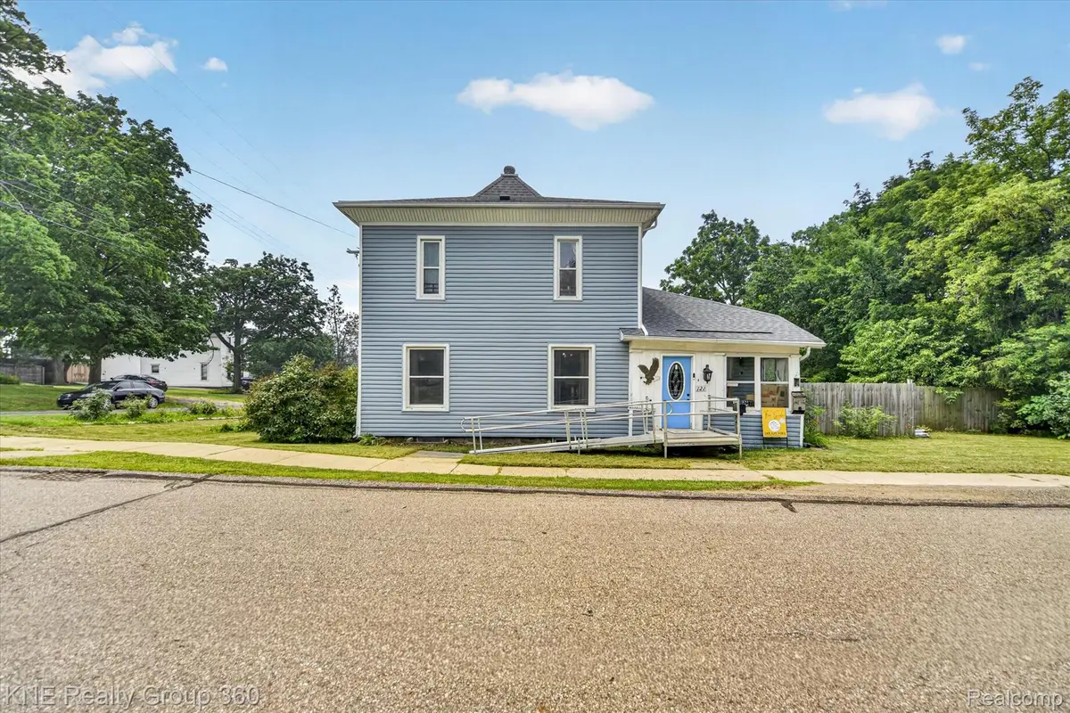 121 Livingston Street, Howell, MI 48843 - #1