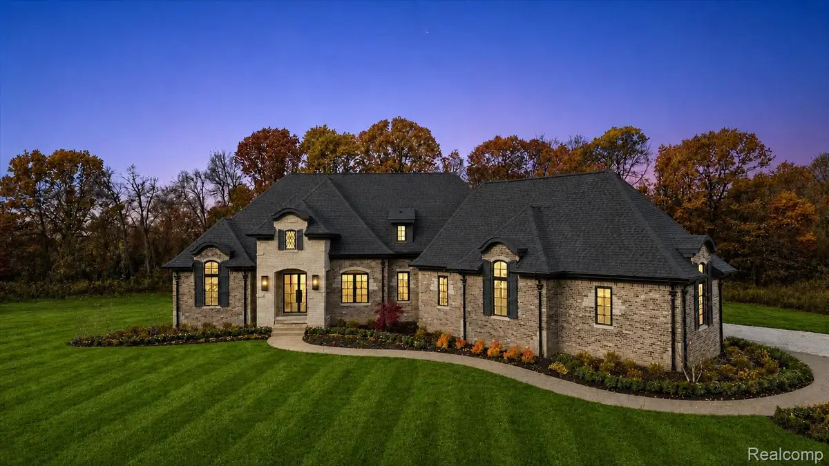 1597 Vista Drive, Oakland, MI 48363 - #1